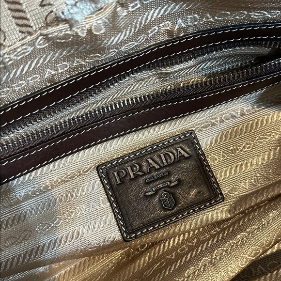 Prada Milano Vintage Bag With Silver Lock - Picture 9 of 11